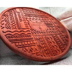 Sous-plat rond en bois gravé – Design Afrique 30 cm | WOULEY