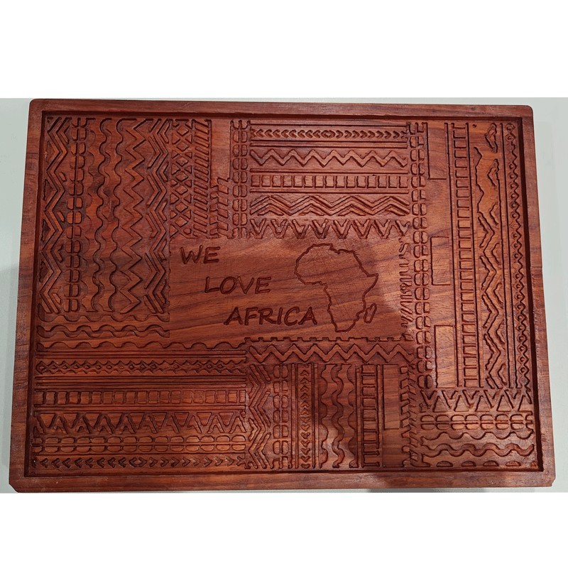 Plateau en bois gravé artisanal | Design ethnique africain | WOULEY