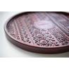 Plateau rond décoratif en bois sculpté – Design ethnique premium | WOULEY